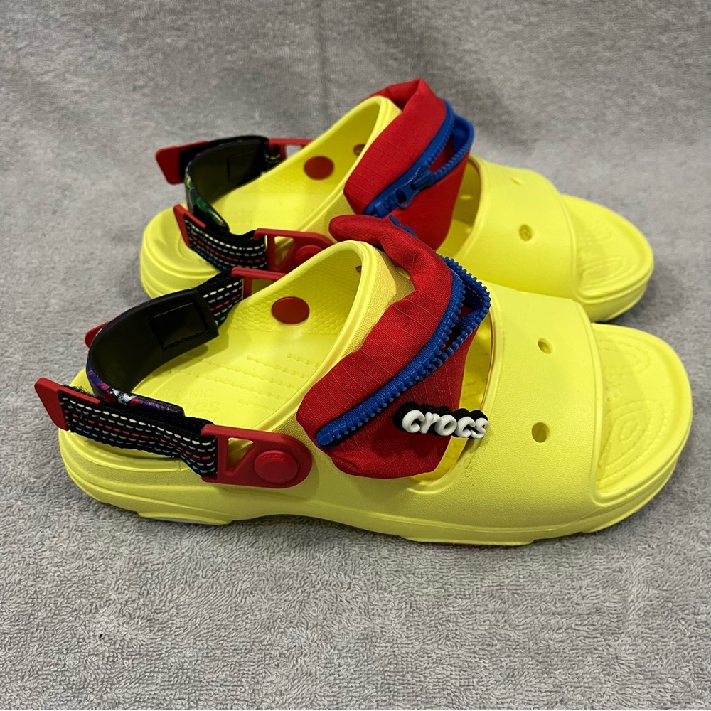 Crocs Classic All Terrain Sandals Yellow with Zipper Pouch Sz Men’s 6 Women's 8